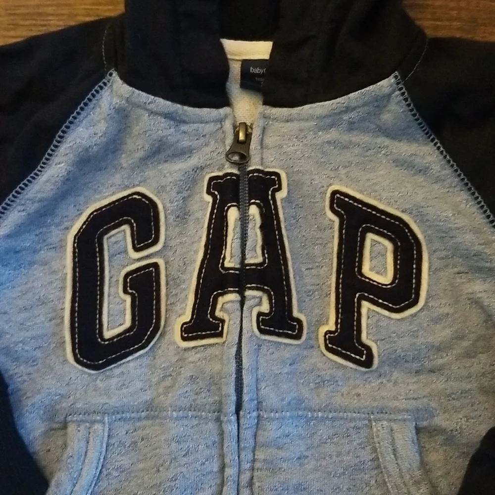 Gap kids sweater